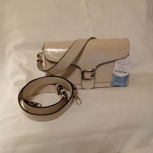 Travistar Chic Cream Color Crossbody Bag with Silver Tone Hardware NWT